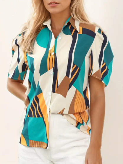 Alledaagse blouse met korte mouwen en abstract design | Alida