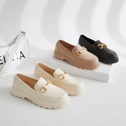 Trendy slippers | Alita