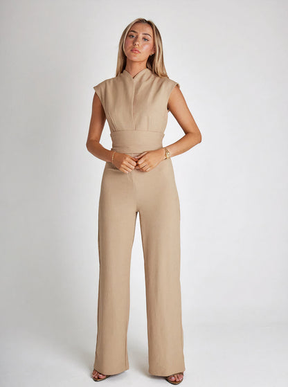 Stijlvolle wijd uitgesneden jumpsuit | Klea