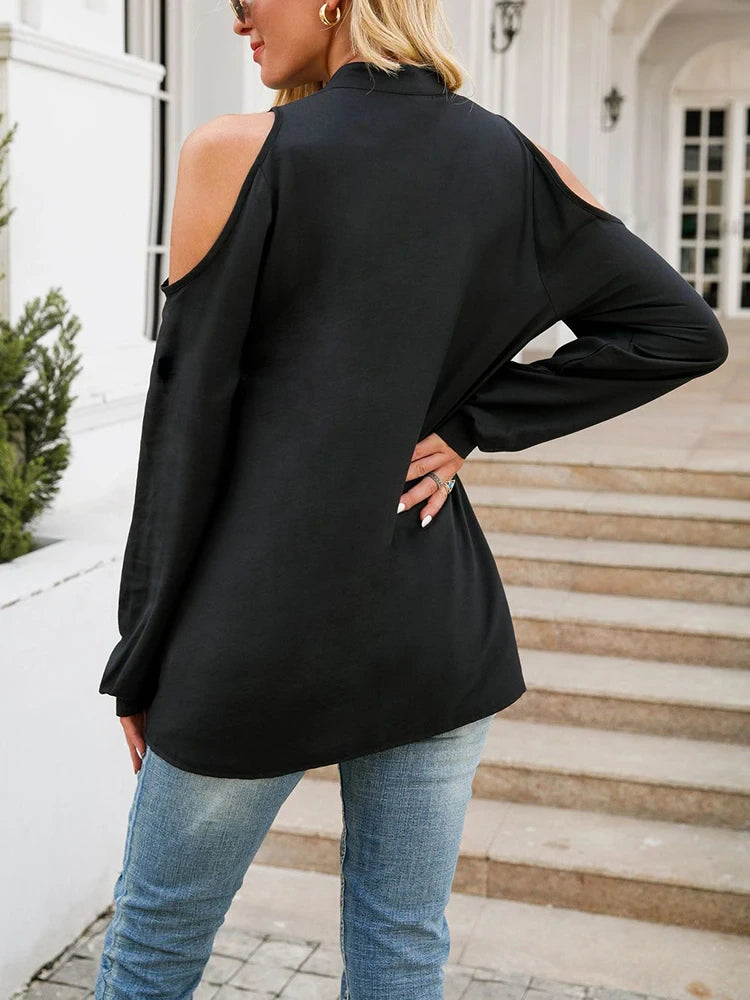 Casual blouse met open schouders en knopen | Astrid