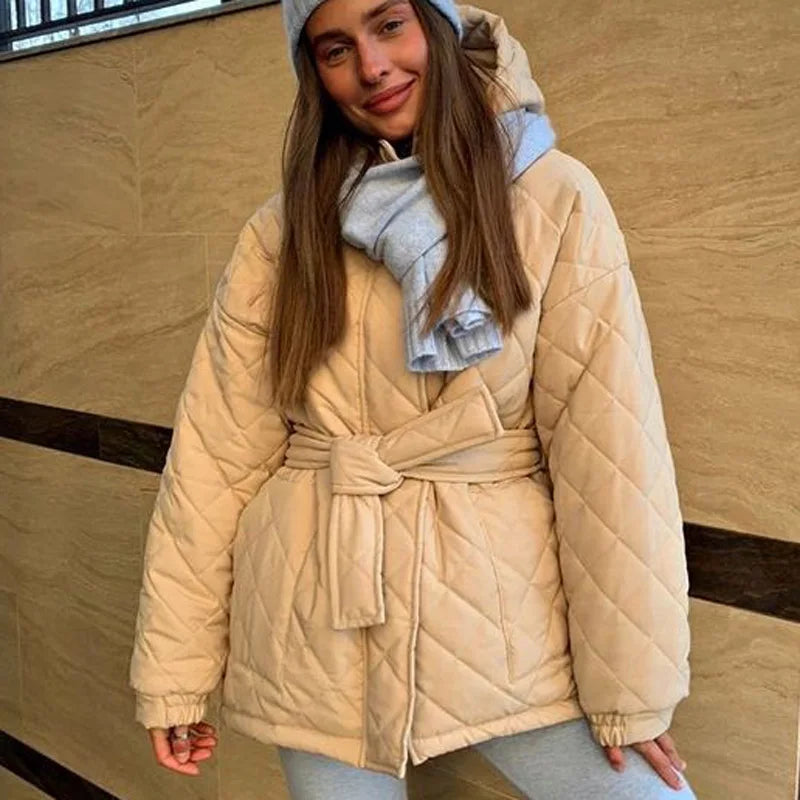 Trendy winterjas met capuchon voor dames  | Freya